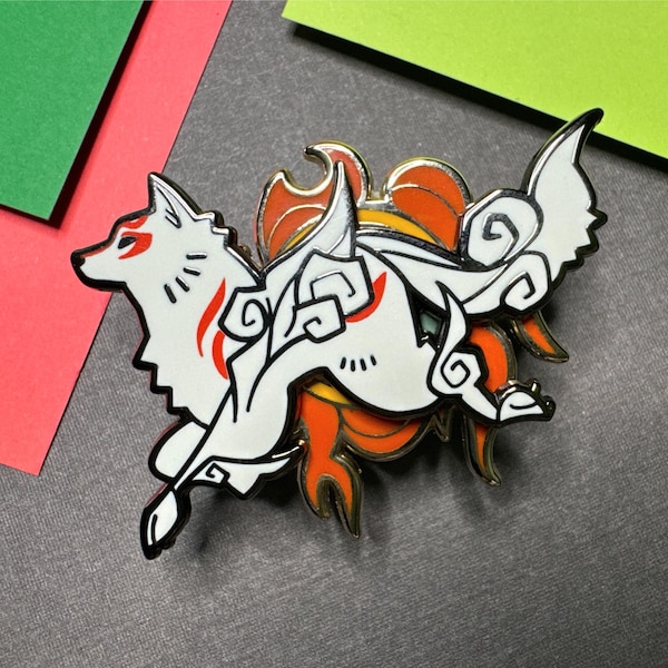 Pin de esmalte Okami Amaterasu: acessório de arte inspirado na mitologia japonesa da deusa canina