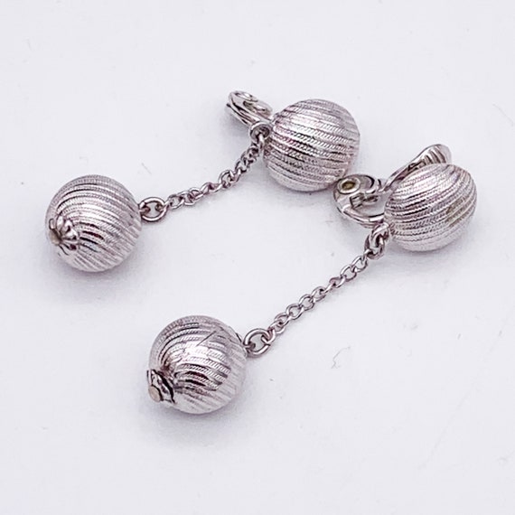 Monet Textured Silvertone Ball Drop Earrings/1960s - image 5