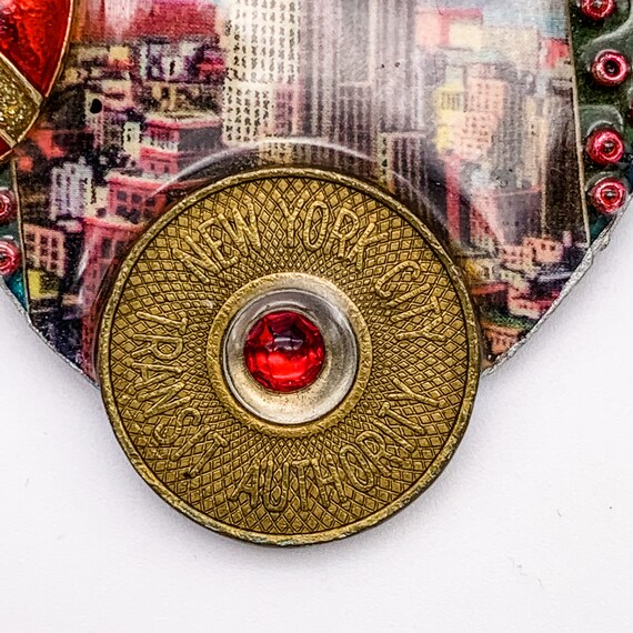 1996 Handcrafted New York City Pin/Statue of Liberty/… Gem