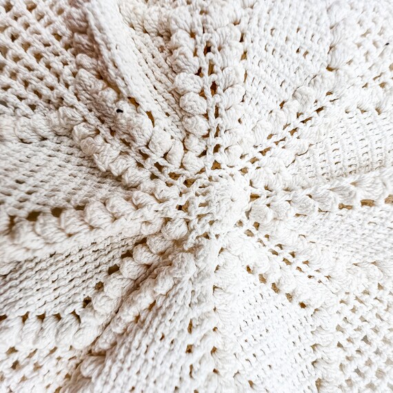 Hand Filet Crocheted Ecru Cotton Baby Bonnet/Hat/… - image 5