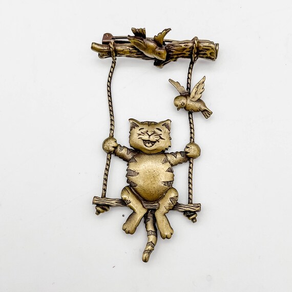 Cat on a Swing Brooch/Jonette Jewelry/JJ/1980s - image 2