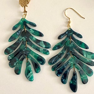 Boho Green Leaf Earrings hypoallergenic