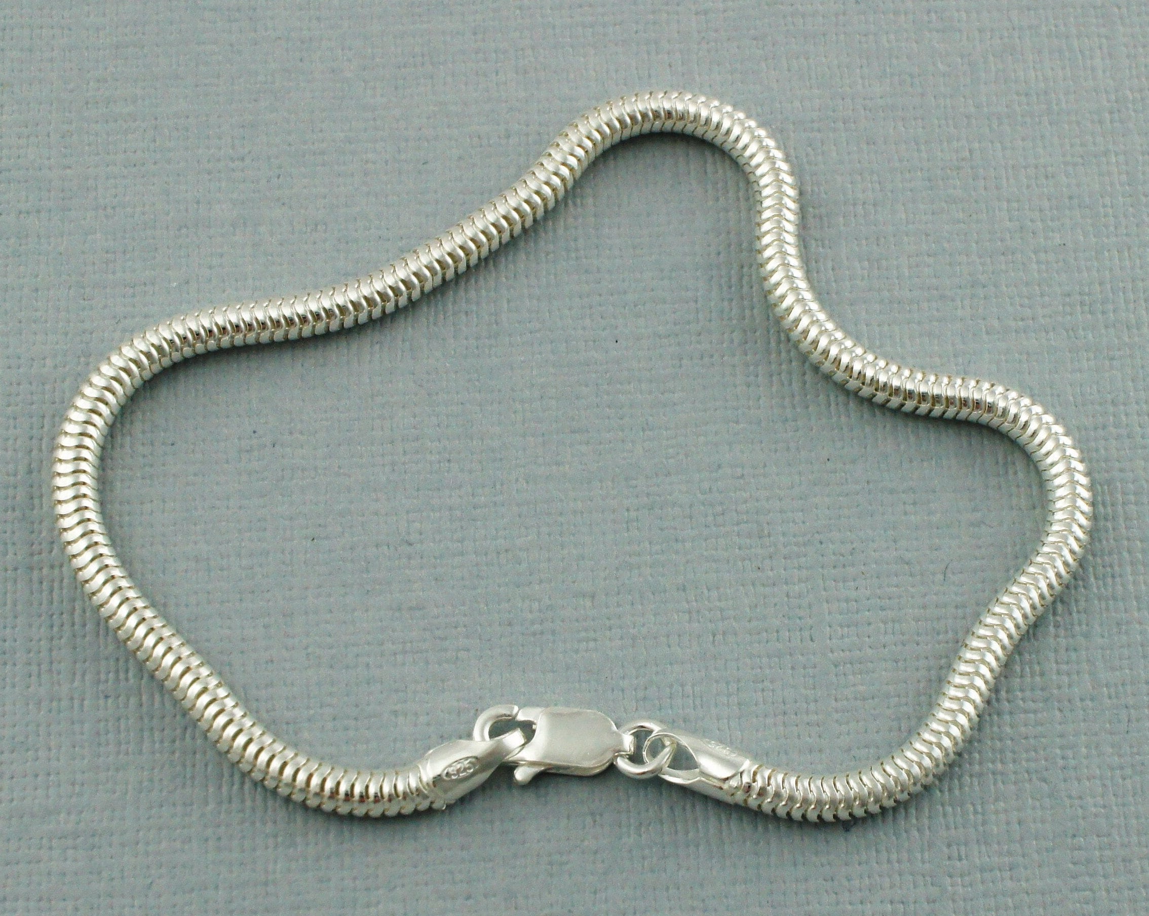 ■ENGBROX■ silver925 layered snake chain bracelet EBBL21021 Vintage 925 Sterling Silver Snake Chain Bracelet. Length: 19
