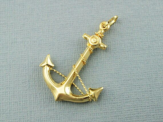 9ct gold anchor best sale pendant