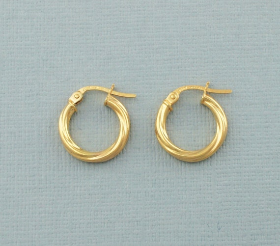 9ct gold small hoop earrings clearance