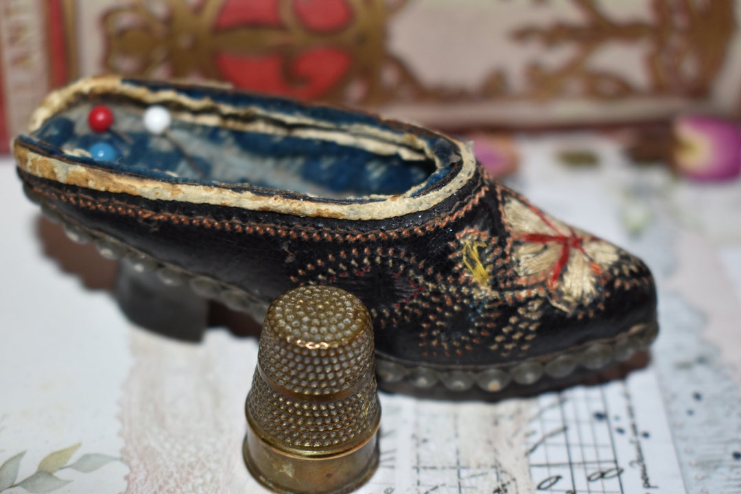 Antique Pin Cushion Shoe Stunning Heeled Shoe Thimble Store