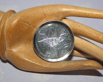 Broche de golondrina de plata - hermoso pájaro de plata grabado de período aethestic en el broche de vuelo