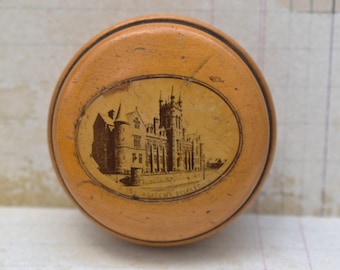 Viktorianische Mauchline Trinketbox: Beltz Akademie Souvenir