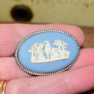 Wedgwood brooch - Etsy 日本