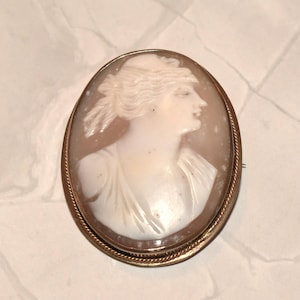 Georgian Cameo Brooch: Antique Pinchbeck Classical Profile