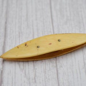 Antique Tatting Shuttle - Beautiful Victorian Celluloid Notion