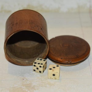 Victorian Dice Shaker - Gorgeous Rare Antique Pocket Gaming with Tiny Dice
