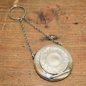Colgante compacto/almacén de plata - Impresionante colgante antiguo grande de 1921 de Adie & Lovekin Finger/Chatelaine, 13,5 g