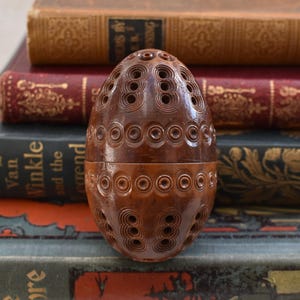 Carved Nut Pomander/Thimble Holder/Etui - Gorgeous Large Victorian Coquilla Nut Aromatic