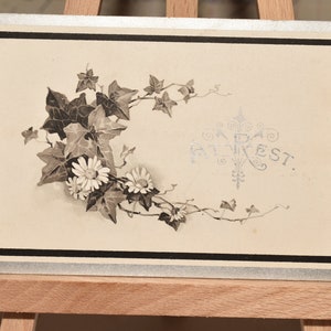 Carte commémorative de funérailles antique 1914 - Belle feuille de lierre au repos carte de souvenir