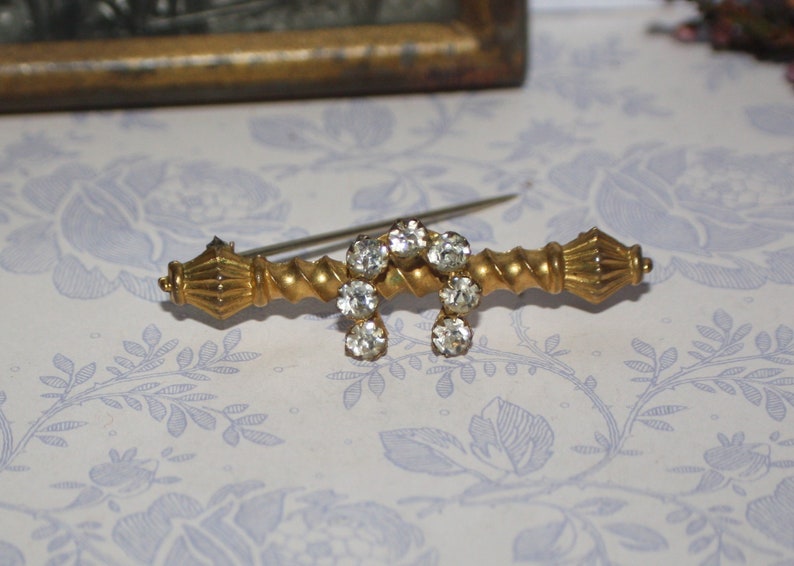 Beautiful Horseshoe Bar and Paste Victorian Gold Plated Brooch