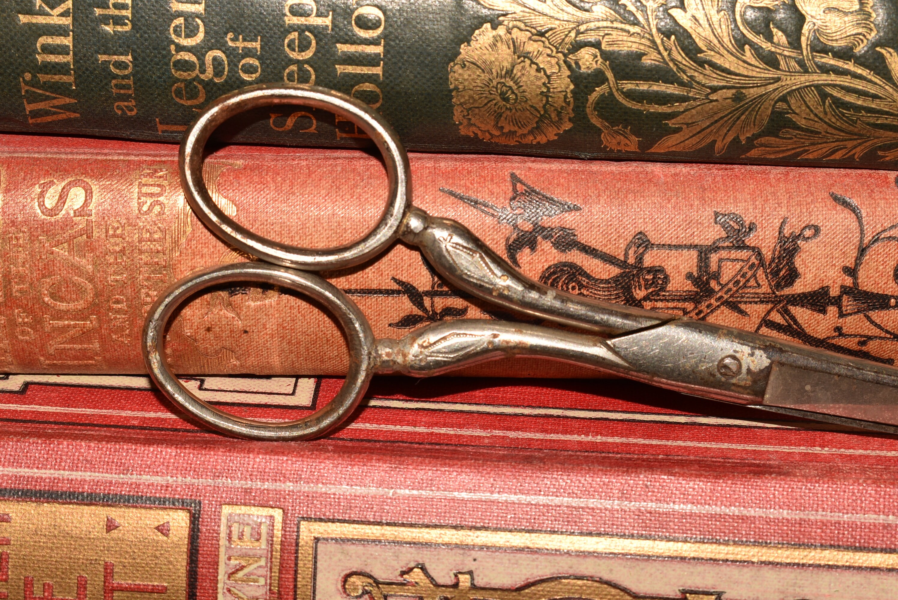 Forbici Vintage Stile Europeo In Acciaio Inox - Cesoie Da Ricamo E Cucito, Colore Bronzo - 5