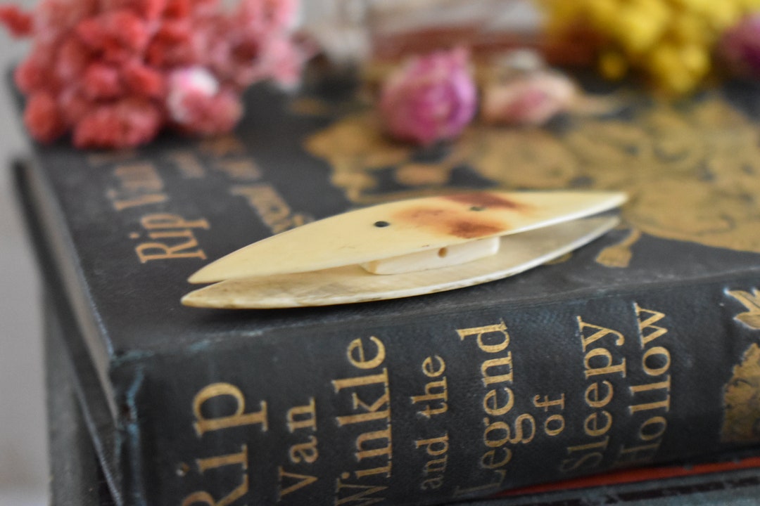 Antique Tatting Shuttle Beautiful Large Bovine Bone With