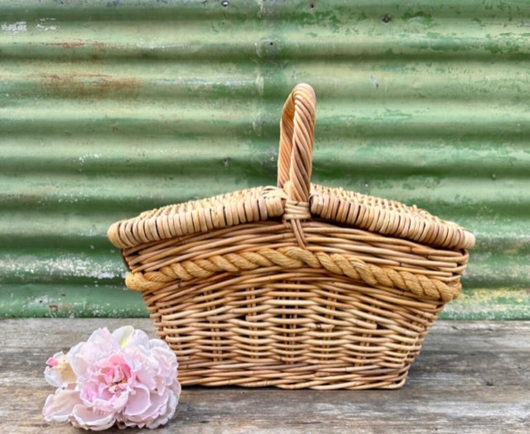Vintage Large Wicker Picnic Basket With Double Lid Chunky Etsy