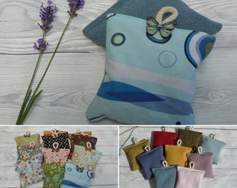 Lavender sachet bag. A gorgeous sachet of fragrance for wardrobes, drawers, under pillows, handbags or pockets.