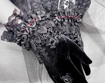 Schwarze viktorianische Samt Handschuhe mit Spitze Akzente, Gothic Handschuhe für sie, Geschenk für sie