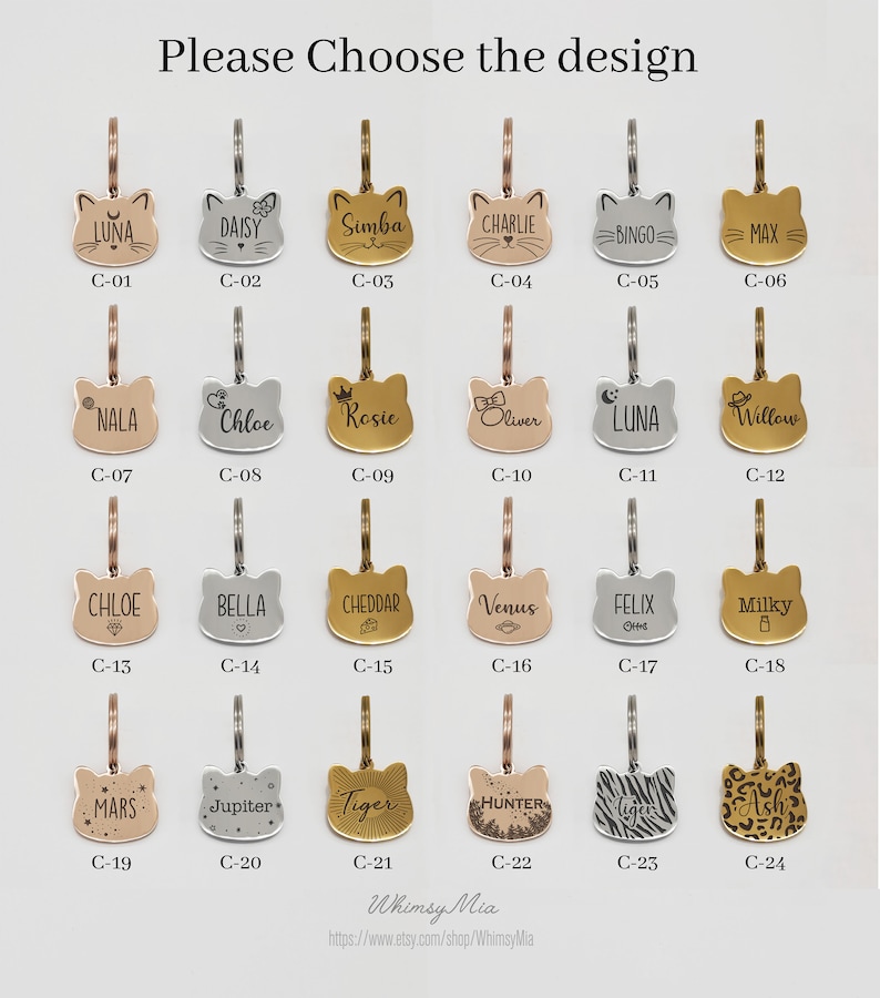 Op de afbeelding: Een selectie van katvormige huisdier-ID-tags, elk met een uniek ontwerp en naam. De tags zijn verkrijgbaar in verschillende metallic afwerkingen, waaronder goud, zilver en ros&eacute;goud. De tekst "Please Choose the design" staat bovenaan.