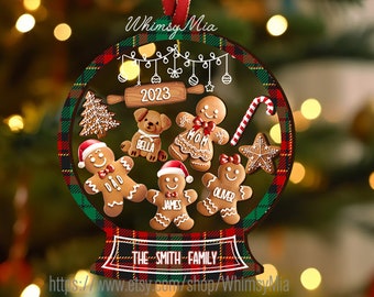Personalized Shaker Ornament with Gingerbread Family and Pets , custom Family Ornament 2023 , 4D Shake ornament , Gingerbread Ornament