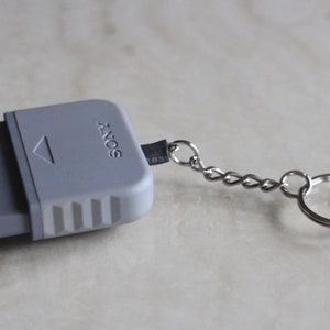 Playstation 1 Schlüsselanhänger, perfektes Geschenk für einen Retro-Gamer
