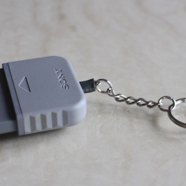 Playstation 1 Keychain, perfect gift for a retro gamer