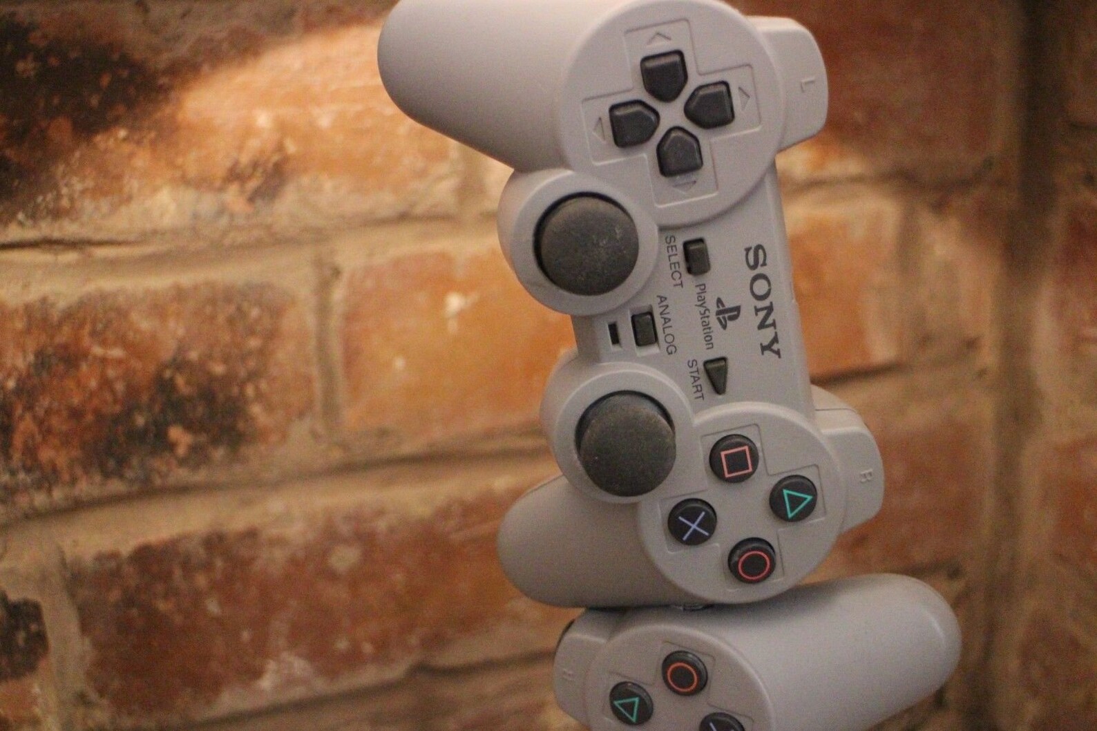 Playstation 1 PS1 Retro Gamer Desk Lamp- Perfect Gift for Gamer Who Has ...