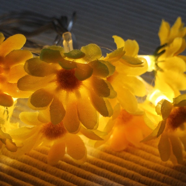 Yellow Daisies Easter Fun Fairy Lights, Battery Powered Valentines Gift