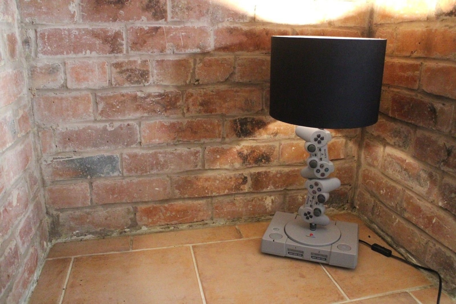 Playstation 1 PS1 Retro Gamer Desk Lamp- Perfect Gift for Gamer Who Has ...
