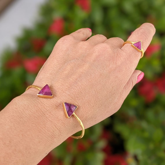1 gram gold plated triangle extraordinary design bracelet for men - – Soni  Fashion®