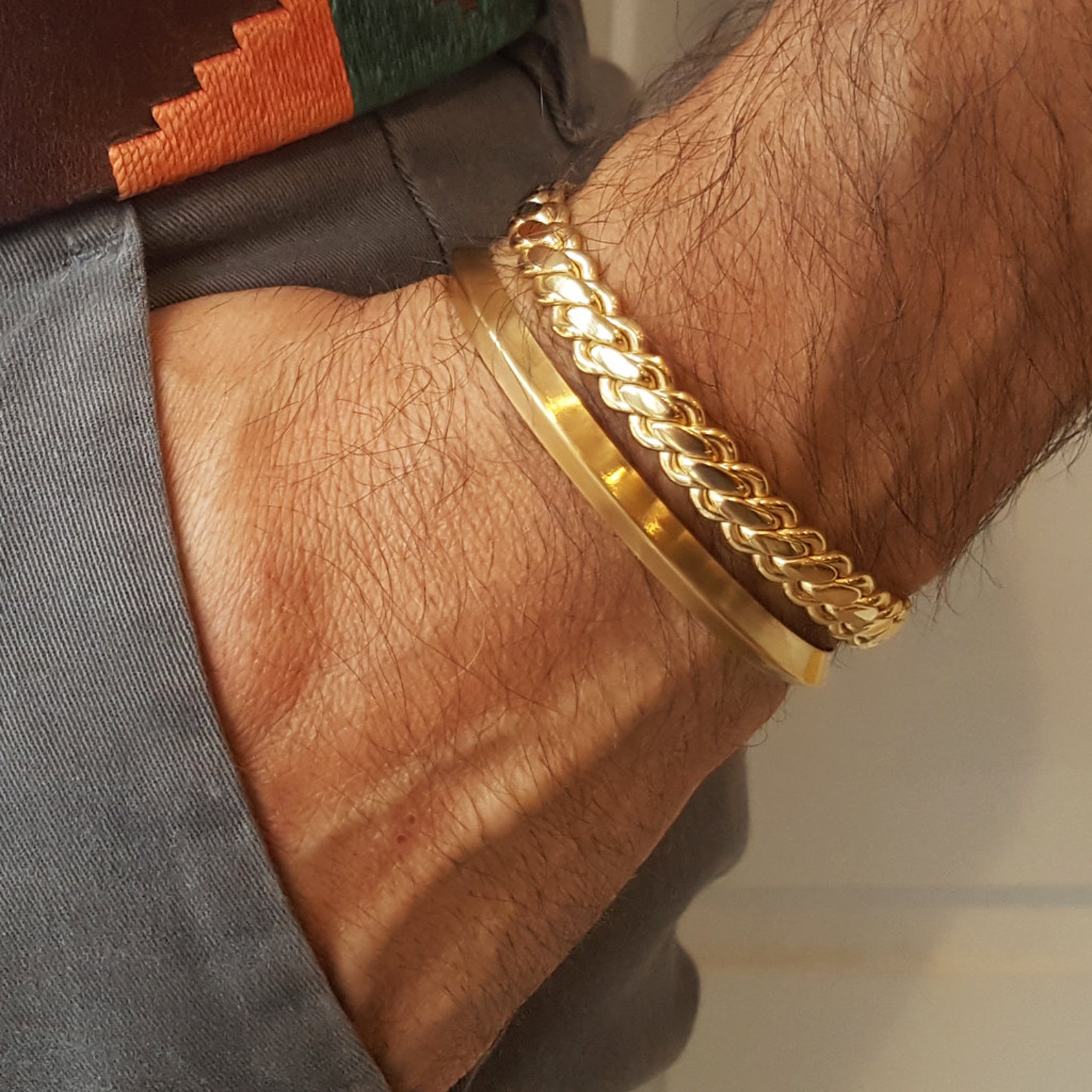 Brazalete de oro. Pulsera para hombre. Pulsera de hombre. Etsy España