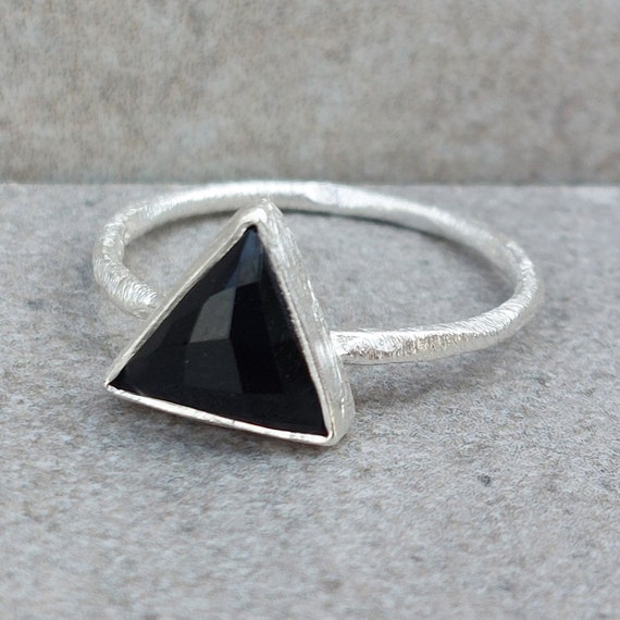 Black cheap triangle ring
