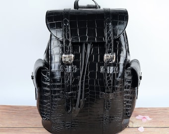 Alligator Backpack, Handcrafted Black Leather Bag – Classic Travel Daypack For Men – BP01