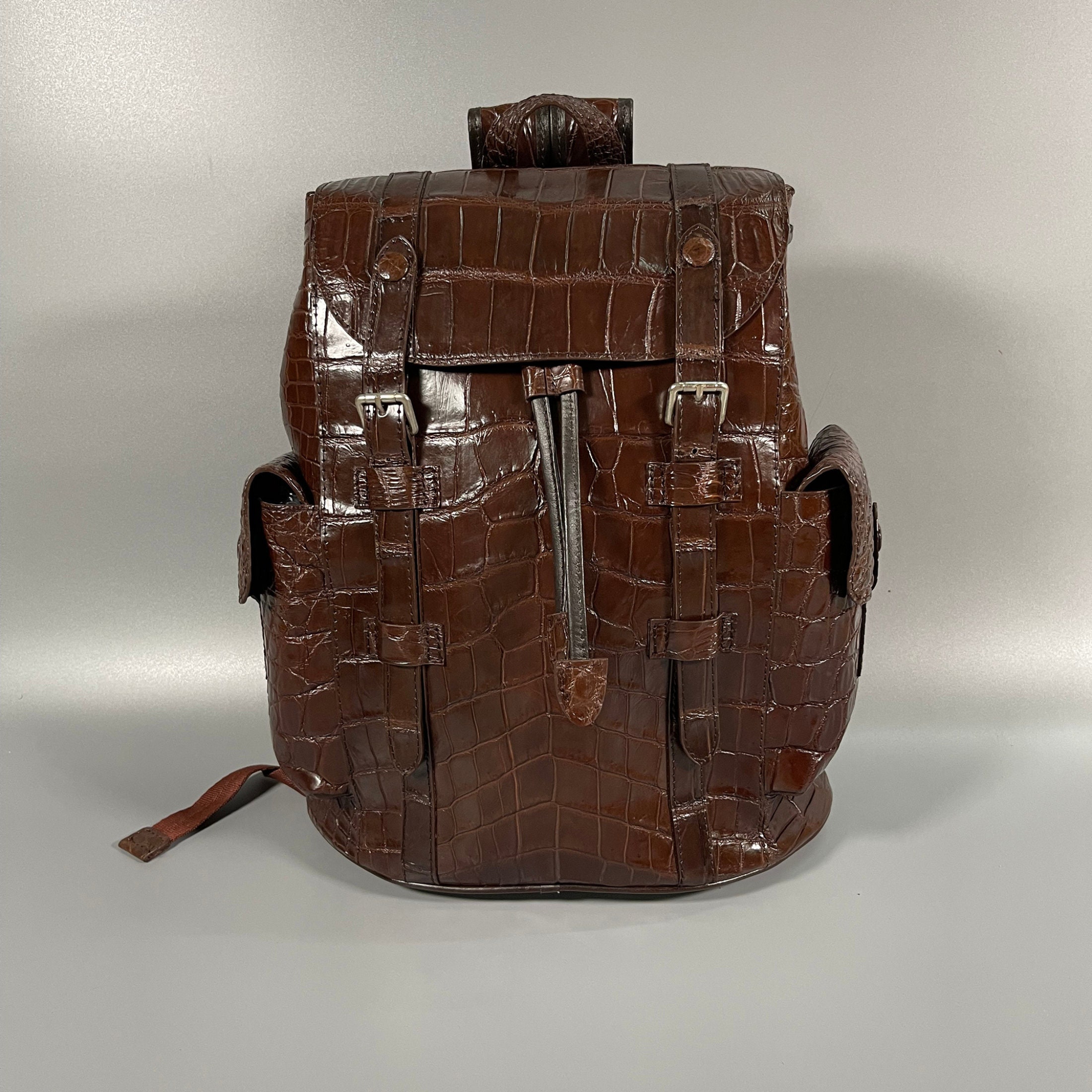 ハンドクラフトレザーバックパックショルダーバッグトラベル