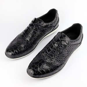 Zapatos de piel de caimán negros hechos a mano / Zapatillas modernas para hombre / Estilo urbano (talla 7-11 EE. UU., n.° 833)