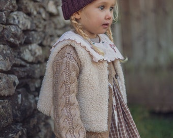 Kids Sherpa Fleece Vest, Reversible Warm Vest for Spring Outfit