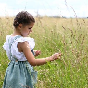 Sage green dress, Green Linen dress for girl, Linen apron dress, Toddler Easter dress, Girls spring dress, Cottagecore dress for girl image 4