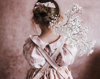 Flower girl dress rustic wedding, Vintage inspired linen pinafore dress for Flower girl, Pink linen pinafore dress, Linen toddler dress