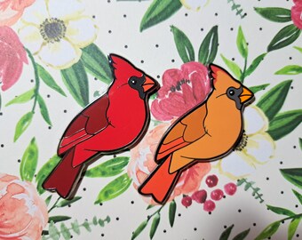 Pin de esmalte duro de pájaro cardenal