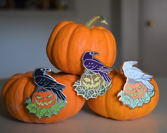 Raven & Jack-o-Lantern glow in the dark hard enamel pin
