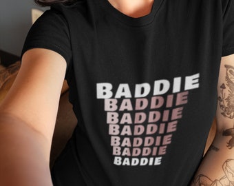 この Baddie Will Not Fade 半袖ユニセックス T シャツ
