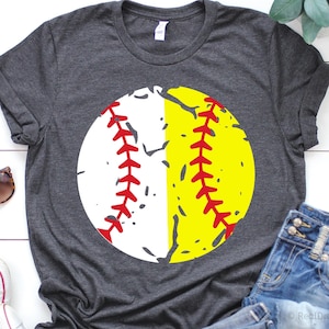 Split Half Baseball Softball Ball Svg, Grunge Baseball Svg, Baseball rovinato, Maglietta per mamma di baseball, File Svg Softball per Cricut, Png, Dxf