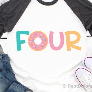 Quatrième anniversaire Svg, anniversaire Donut Svg, Donut Svg, anniversaire de fille, fête d’anniversaire de bébé, anniversaire chemise Svg coupe fichiers pour Cricut, Png, Dxf