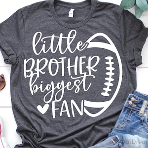 Futebol Brother Svg, Little Brother Biggest Fan Svg, Camisa de futebol engraçada Svg, Futebol feminino Svg, Arquivos de corte Svg de outono para Cricut, Png, Dxf