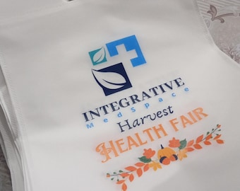 100 pieces, non woven bags, D cut bags, custom logo DTF Printed, business logo, custom text, event organisers, personalized