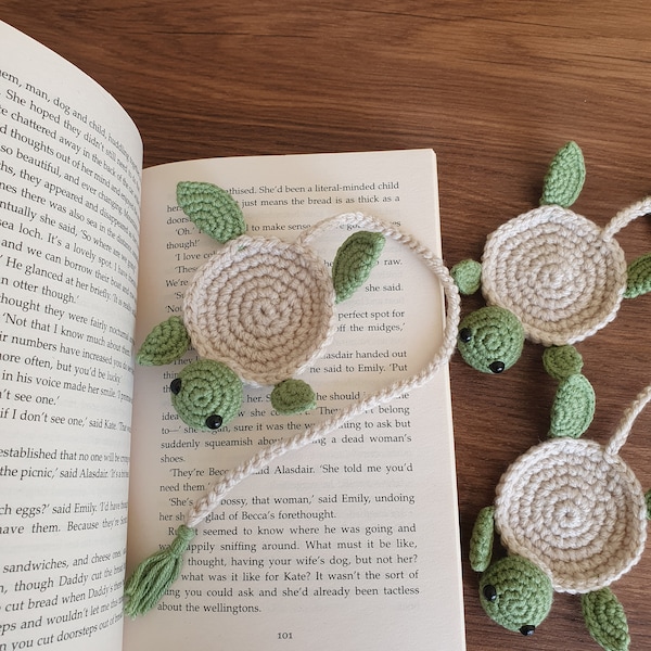 Crochet Turtle Bookmark Uk, Handmade Bookmark, Gift for Turtle lover, Turtle Bookmark,  Crochet Bookmark,  Handmade Turtle Bookmark