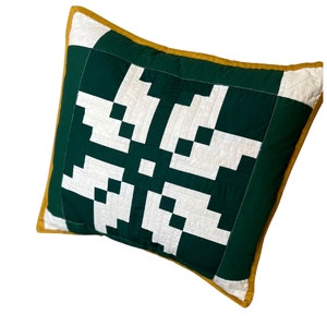 Quilted Pillow PDF Pattern / Beginner Friendly - Christmas Collection DIY   Elegant Pillow Pattern for a Cozy and Stylish Bedroom Upgrade